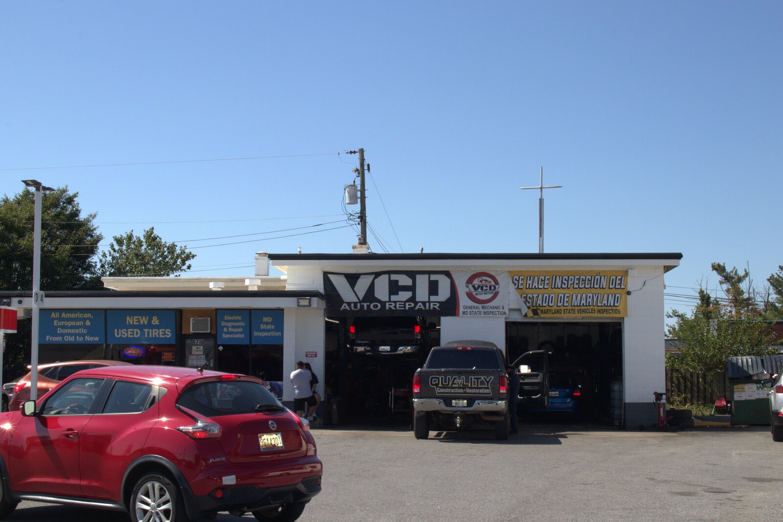 Customer parking outside VCD AUTO REPAIR 4 in Hyattsville